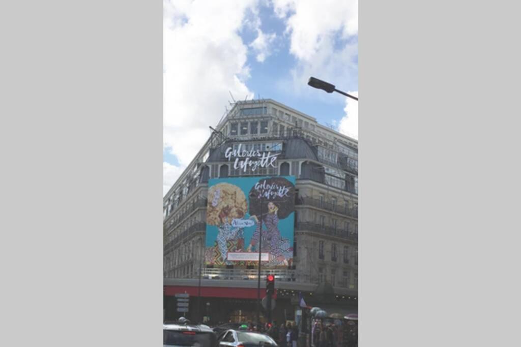 French Typical Apartment パリ エクステリア 写真